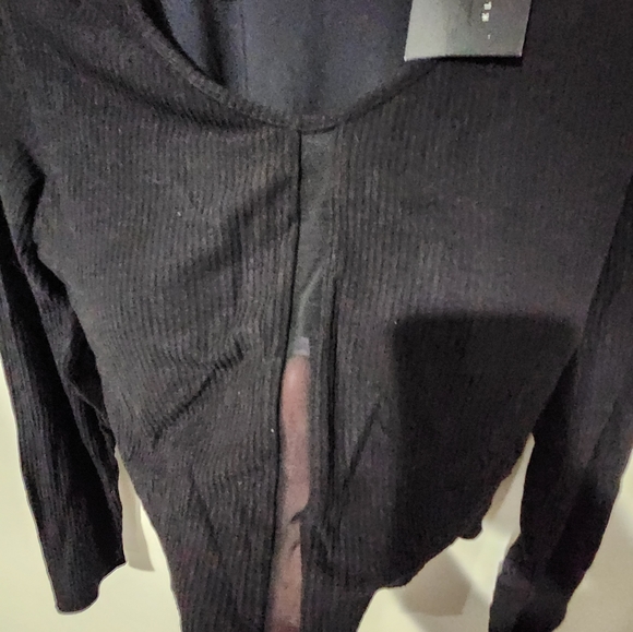 Brami Mesh cut out long sleeve crop top XL Black - Picture 4 of 5